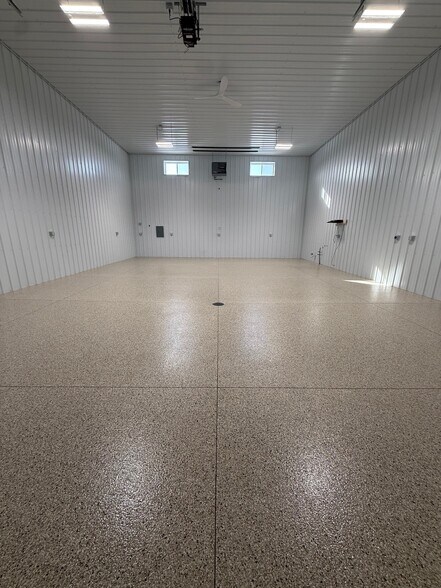 6231 Indigo Rd, Egg Harbor, WI à vendre - Photo du bâtiment - Image 2 de 15