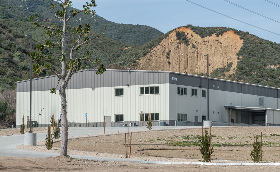 3108 Lytle Creek Rd, Fontana, CA for sale - Building Photo - Image 2 of 21