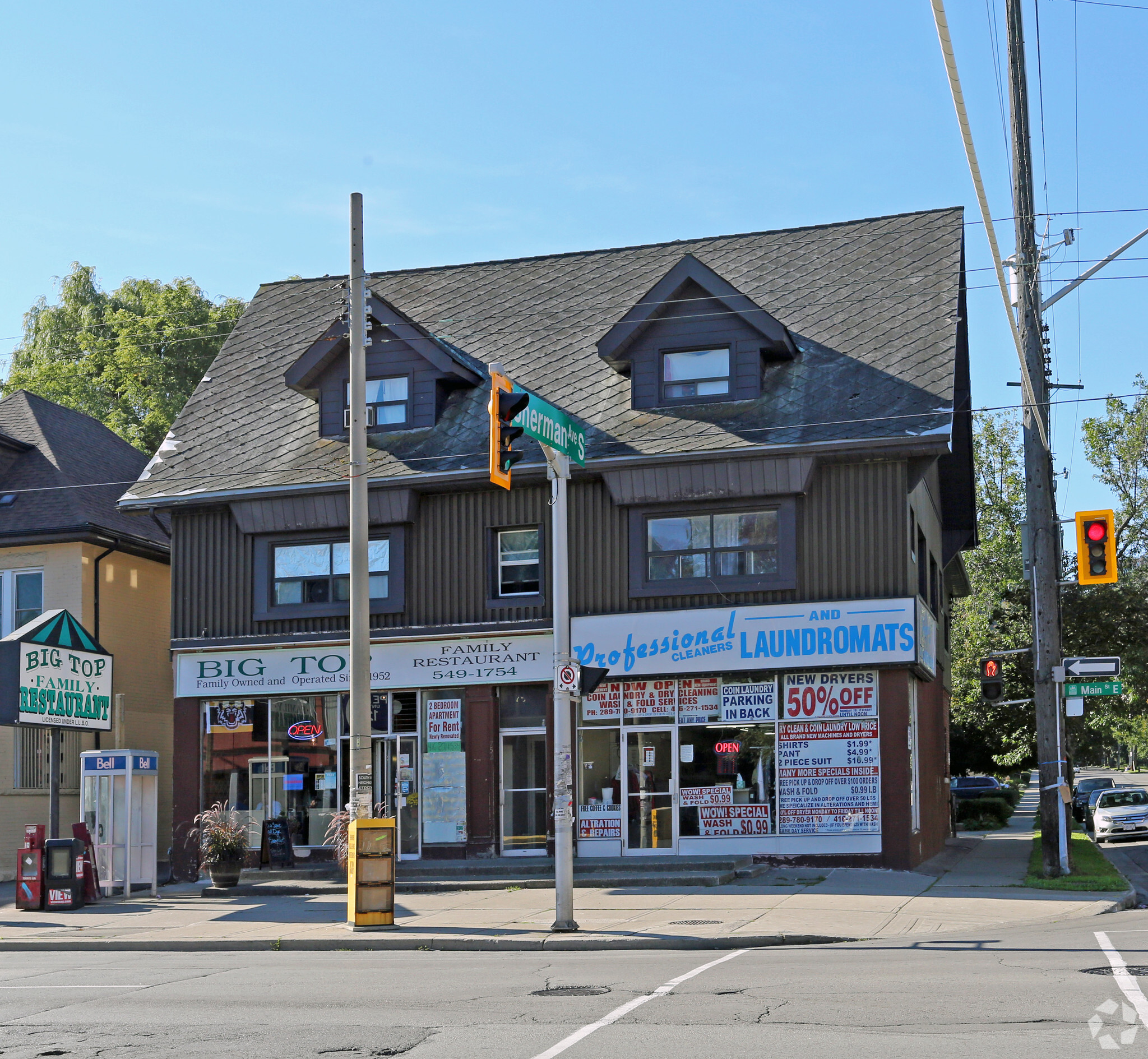 Unit #750-754 portefeuille de 2 propriétés à vendre sur LoopNet.ca Photo principale- Image 1 de 3