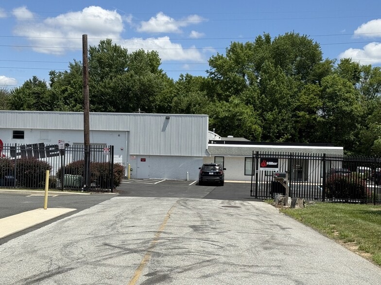21 Bellecor Dr, New Castle, DE for lease - Building Photo - Image 3 of 4