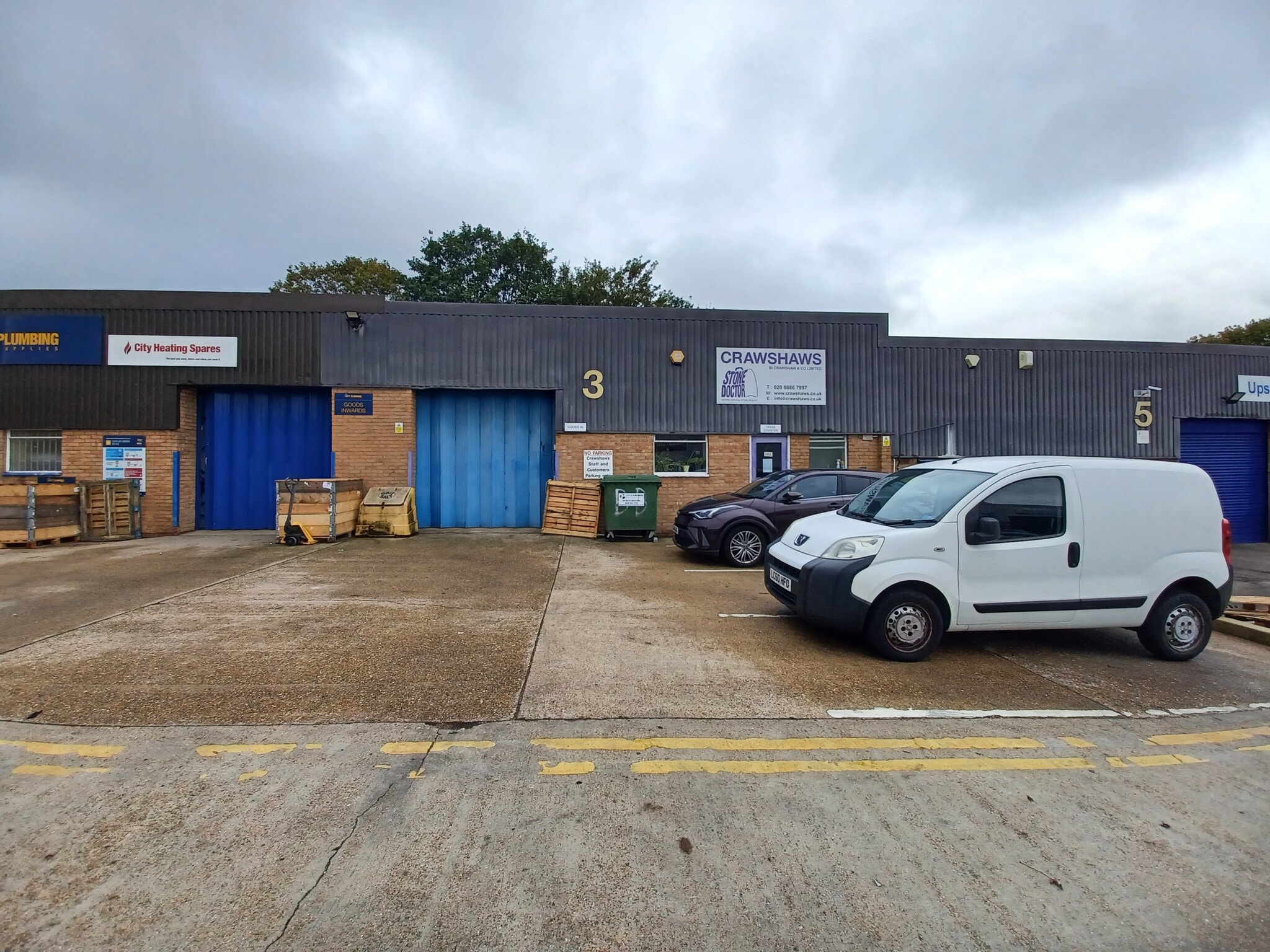 Horatius Way, Croydon for lease Primary Photo- Image 1 of 4