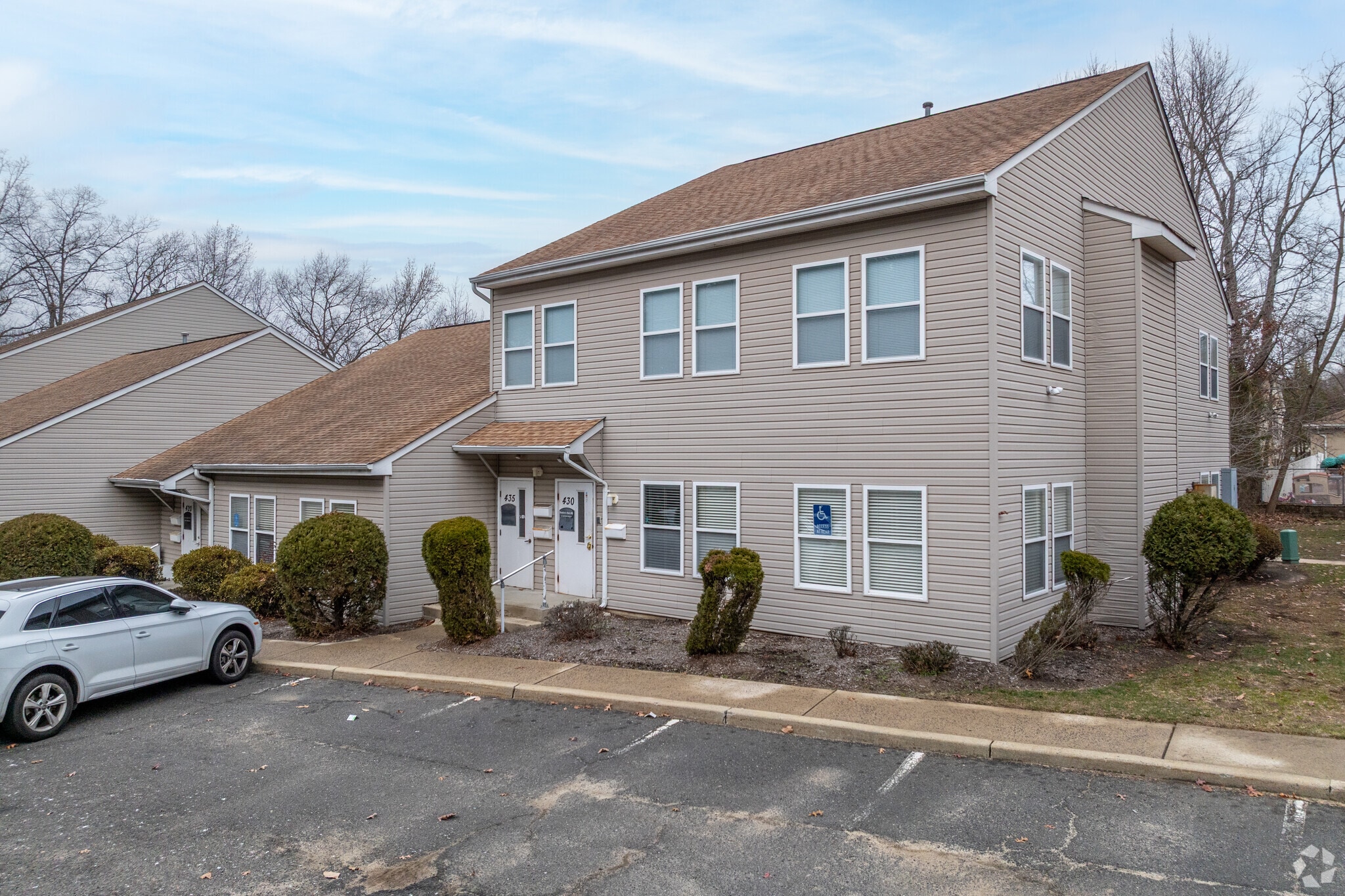 430 Bridge Plaza Dr, Manalapan Township, NJ for sale Primary Photo- Image 1 of 7