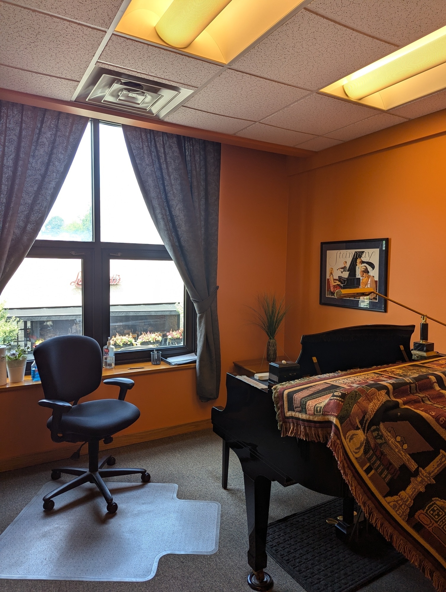 1053 W Lake St, Oak Park, IL for lease Interior Photo- Image 1 of 4