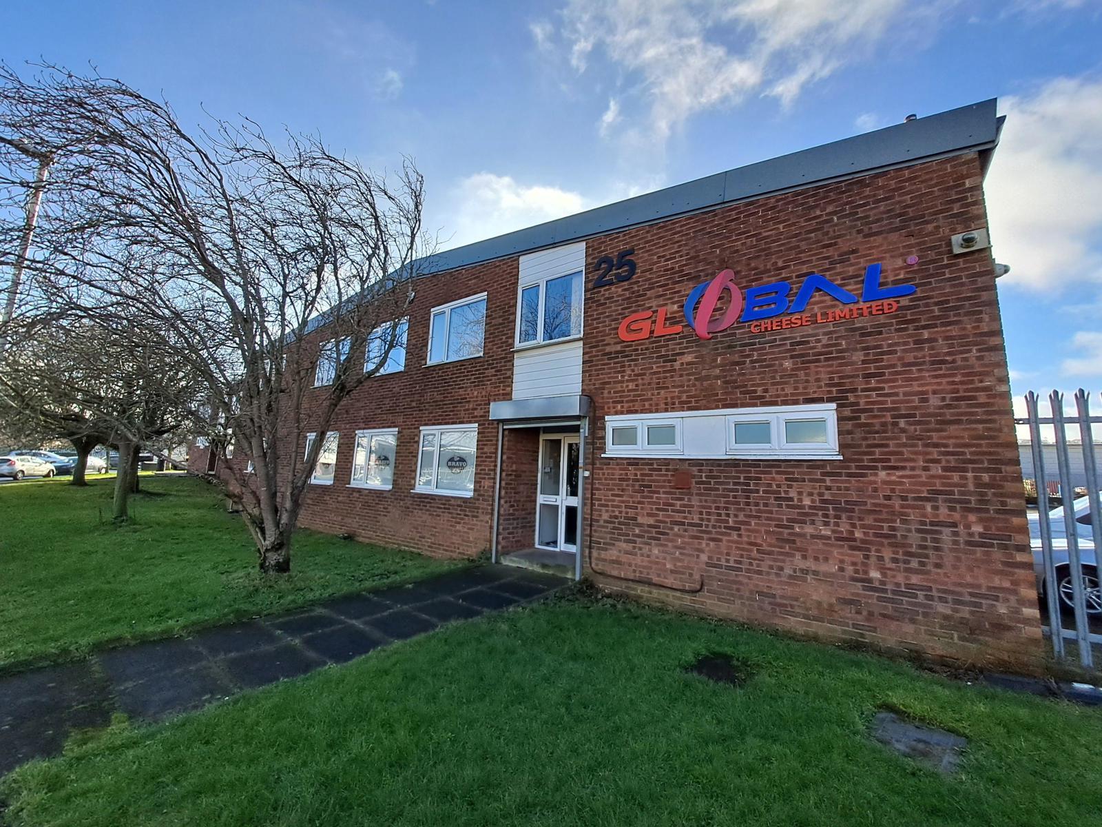 25-27 Bilton Way, Luton for lease Building Photo- Image 1 of 3