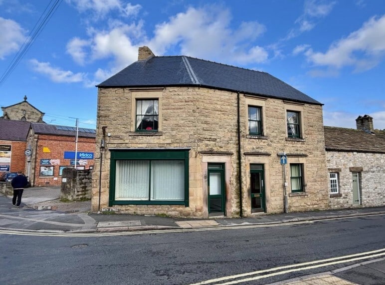 Bath Street, Bakewell for sale - Primary Photo - Image 1 of 16