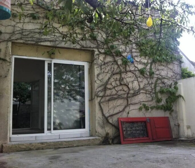 Bureau dans Montreuil à louer - Photo du bâtiment - Image 2 de 6