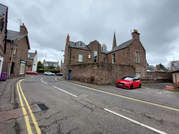 28-30 Panmure St, Brechin à vendre - Photo du bâtiment - Image 2 de 7