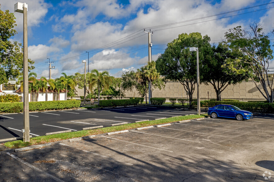 9090 W State Road 84, Davie, FL for lease - Building Photo - Image 2 of 5