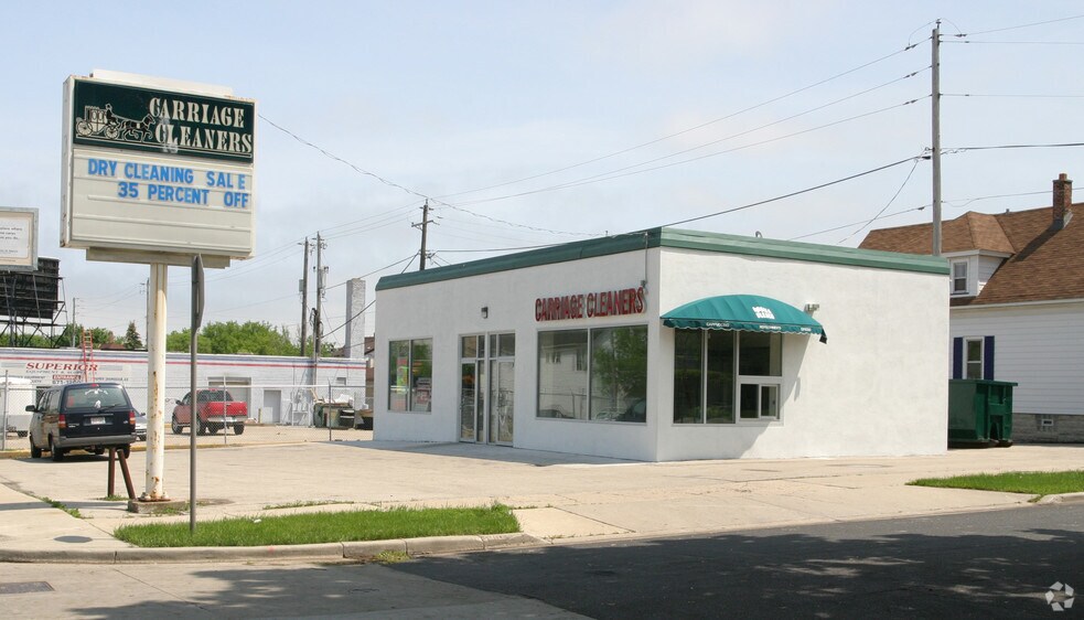 1326-1337 W Oklahoma Ave, Milwaukee, WI à vendre - Photo du bâtiment - Image 3 de 3