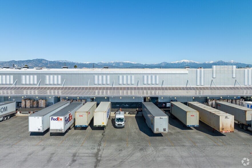 900 Turnbull Canyon Rd, City Of Industry, CA à louer - Photo du bâtiment - Image 3 de 34