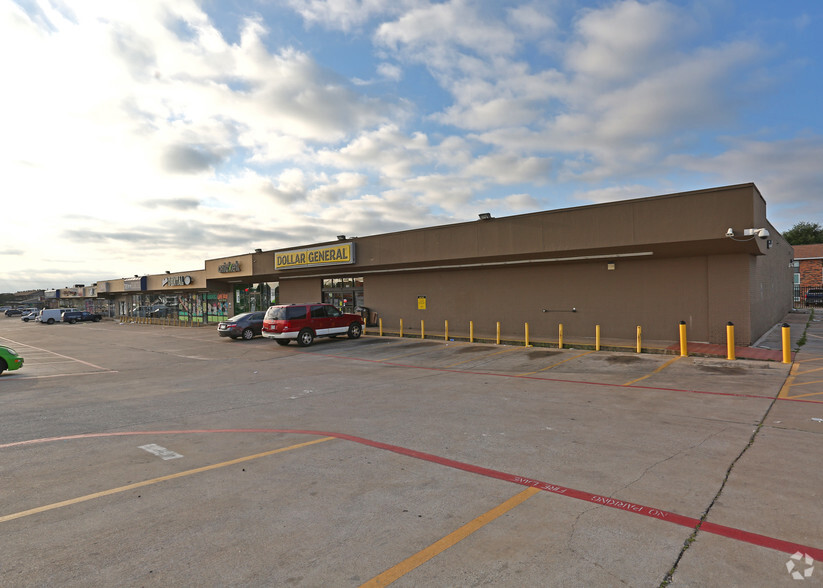 1108-1134 E Seminary Dr, Fort Worth, TX for lease - Building Photo - Image 3 of 3