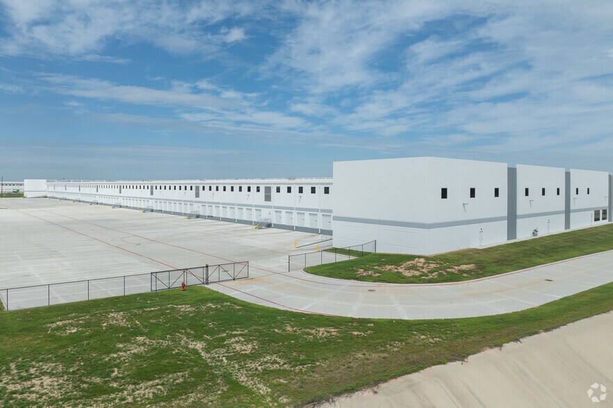 4006 Westport Dr, Brookshire, TX à louer - Photo du bâtiment - Image 3 de 4