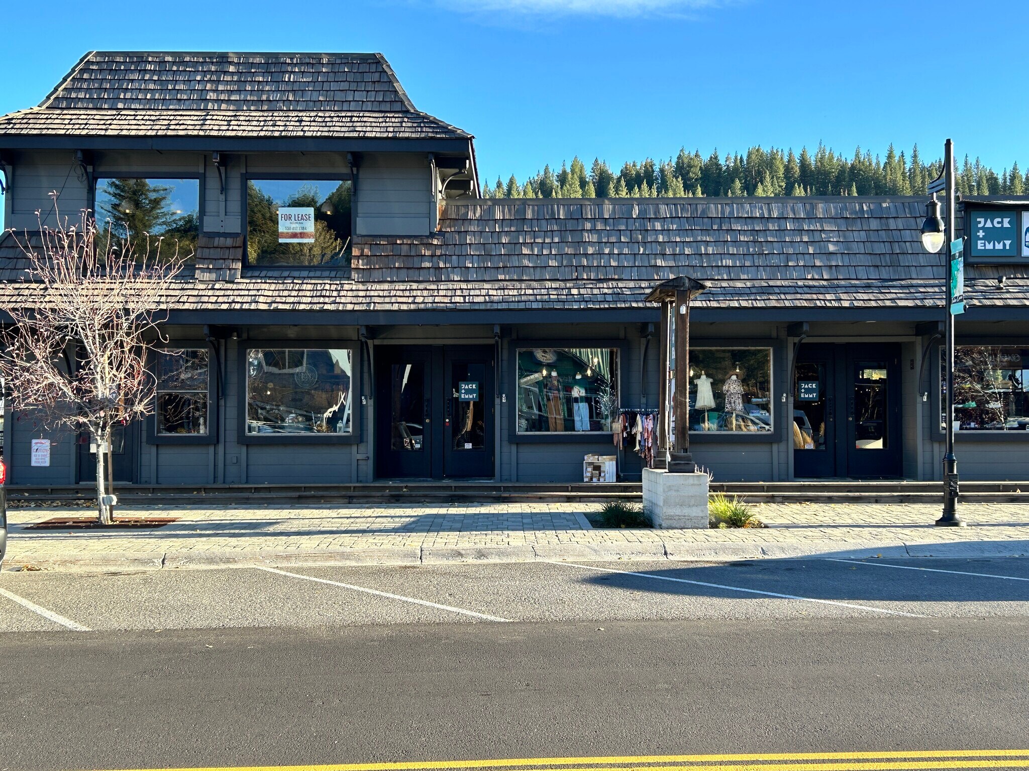 10191 Donner Pass Rd, Truckee, CA à louer Photo du bâtiment- Image 1 de 18