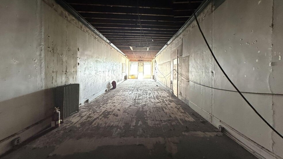188 Beach 116th St, Far Rockaway, NY for lease - Building Photo - Image 3 of 10
