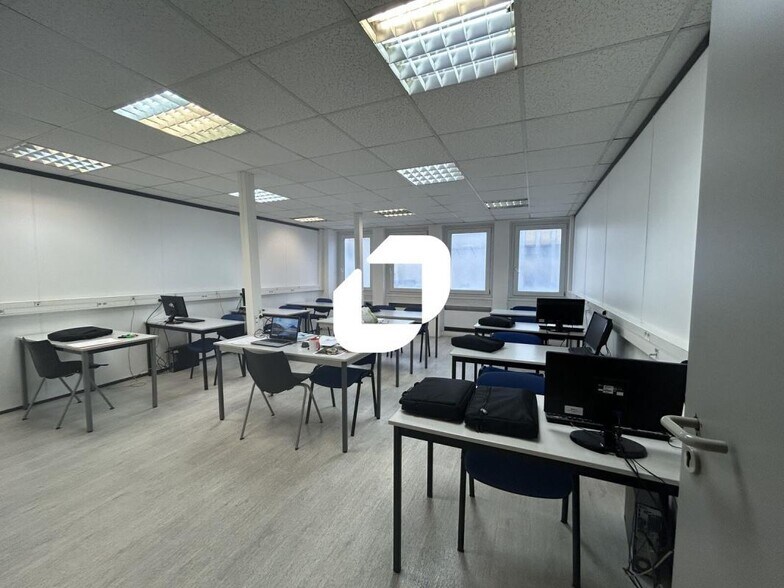 Bureau dans Créteil à vendre - Photo intérieure - Image 1 de 6
