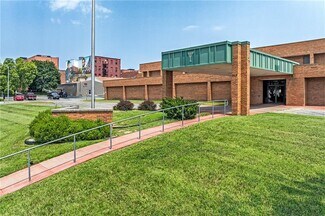 Plus de détails pour 315 S 6th St, Saint Joseph, MO - Bureau à louer