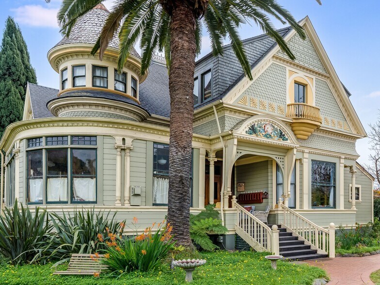 687 Islay St, San Luis Obispo, CA à vendre - Photo du bâtiment - Image 2 de 47