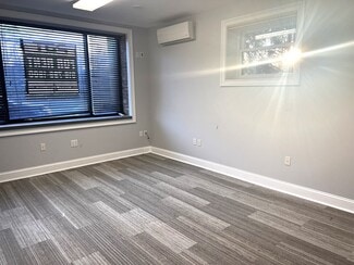 Plus de détails pour 175 Veterans Blvd, Massapequa, NY - Bureau à louer