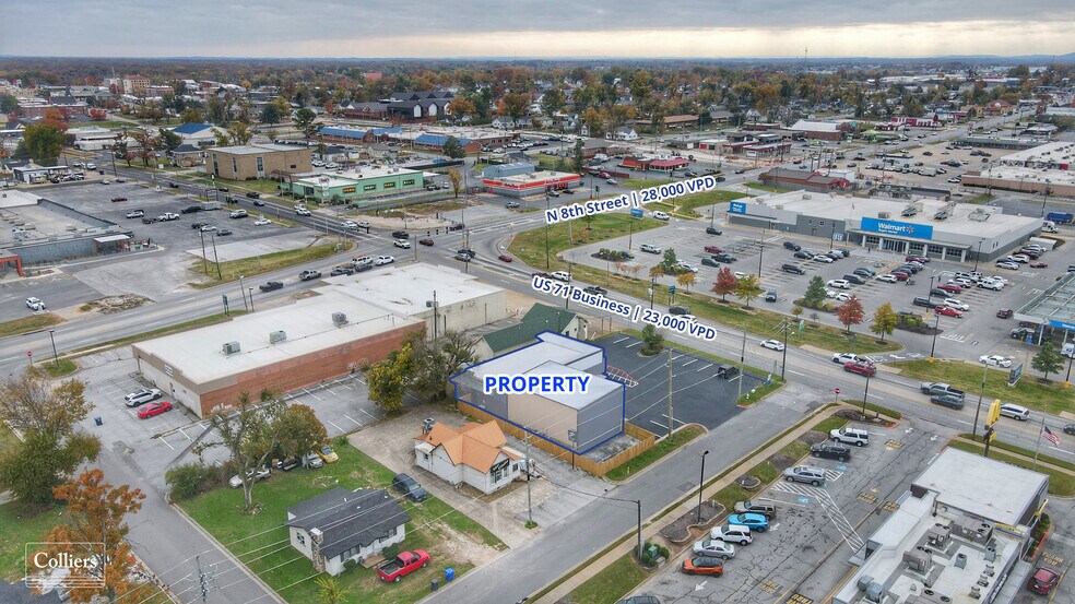 817 W Walnut St, Rogers, AR à louer - Photo du bâtiment - Image 2 de 7