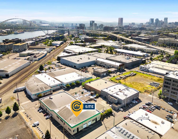 2353 NW 21st Pl, Portland, OR for lease - Building Photo - Image 2 of 10