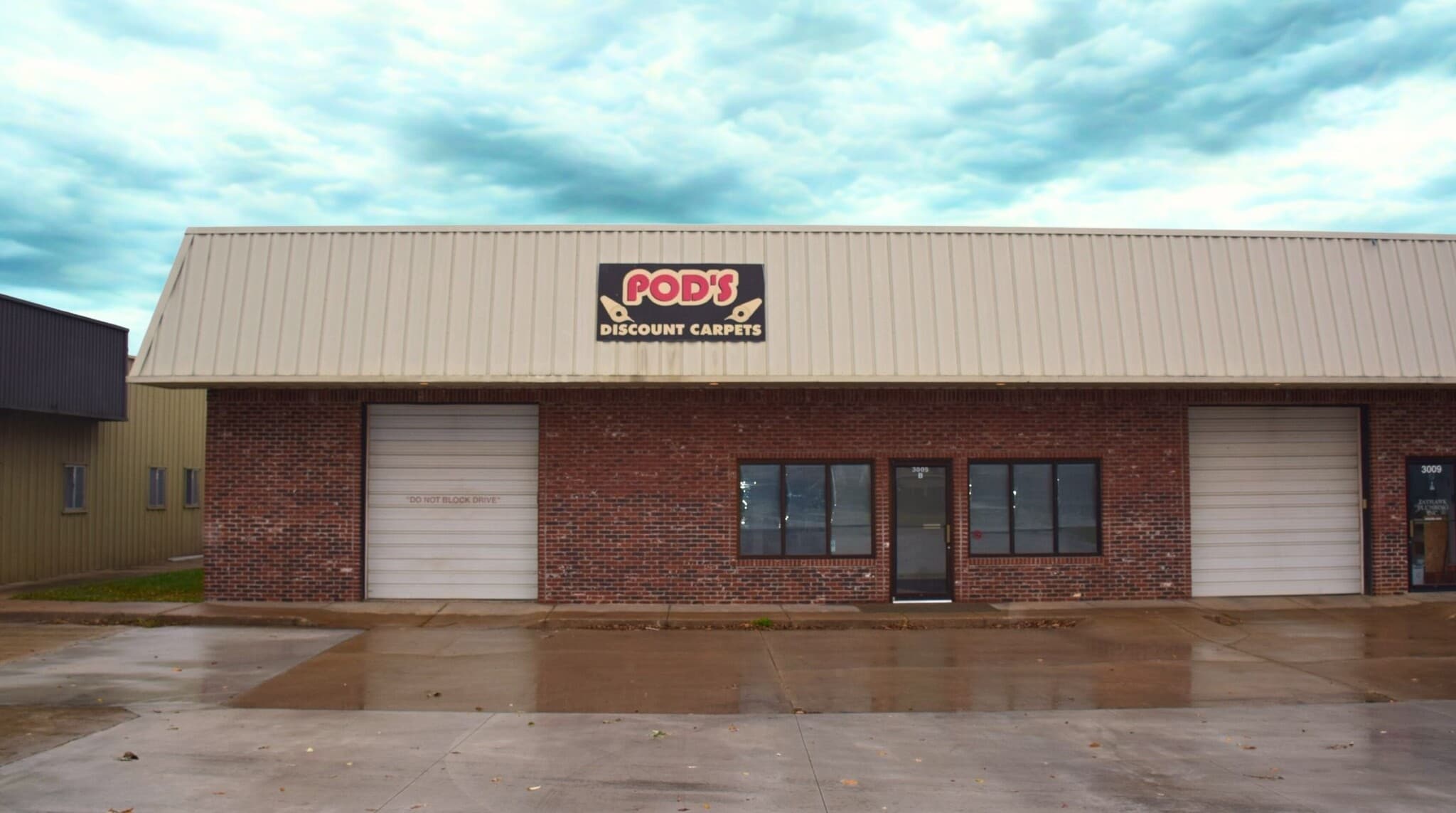 3009 Four Wheel Dr, Lawrence, KS for lease Primary Photo- Image 1 of 5