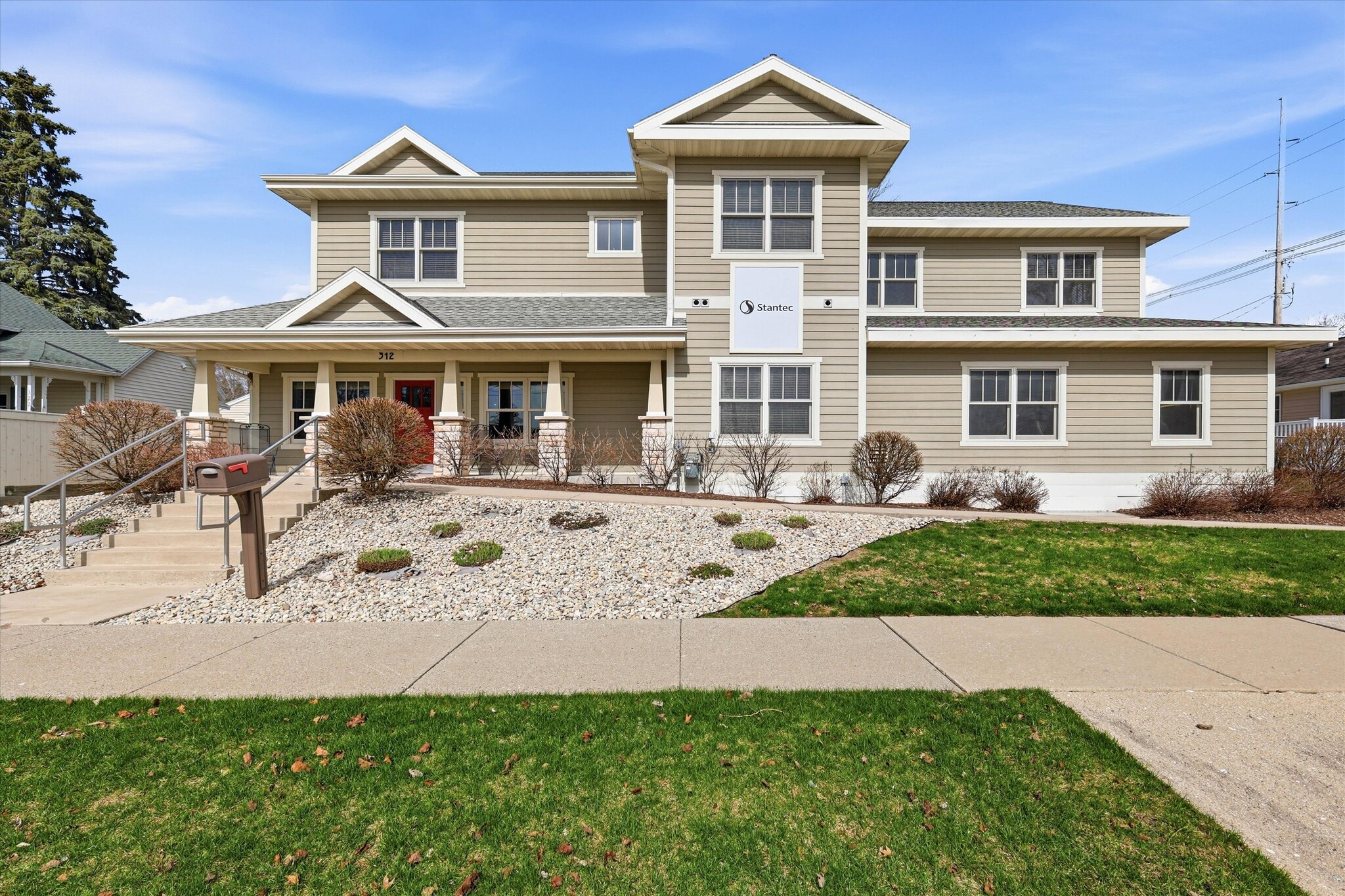 312 N 5th Ave, Sturgeon Bay, WI for sale Primary Photo- Image 1 of 38