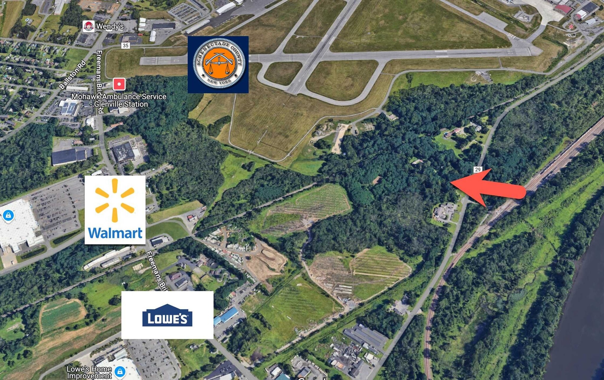 61 Maple Ave, Glenville, NY à vendre Photo du bâtiment- Image 1 de 14