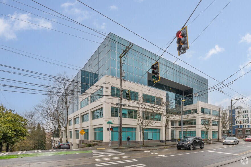 600 Broadway, Seattle, WA à louer - Photo du bâtiment - Image 1 de 10