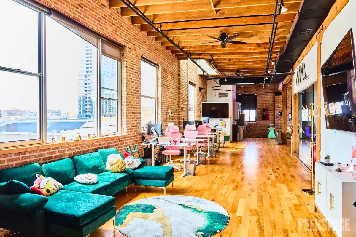 210 N Racine Ave, Chicago, IL for lease Primary Photo- Image 1 of 17