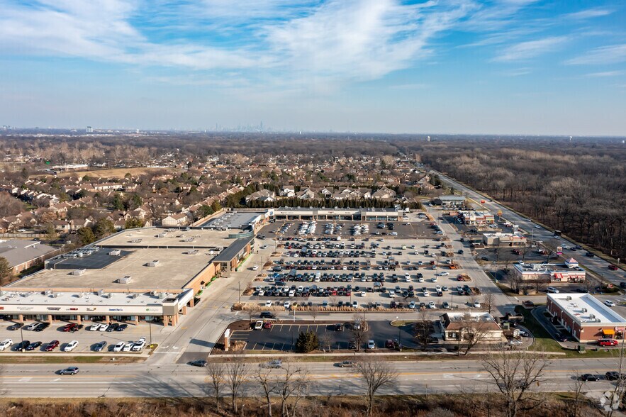 3065 S Wolf Rd, Westchester, IL à louer - Aérien - Image 2 de 9
