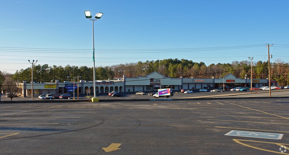 99-137 Old Hickory Blvd, Jackson, TN à louer - Photo principale - Image 1 de 5