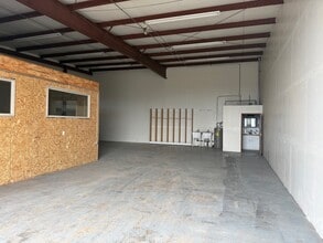 750 Commercial St, Eugene, OR à louer Photo de construction- Image 1 de 4