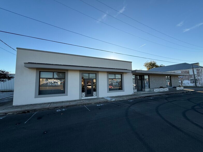 117-119 W Pearce St, Baytown, TX à vendre - Photo du bâtiment - Image 2 de 6