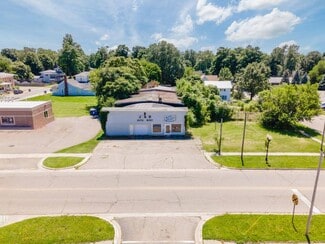 More details for 210 W Main St, Hartford, MI - Retail for Sale