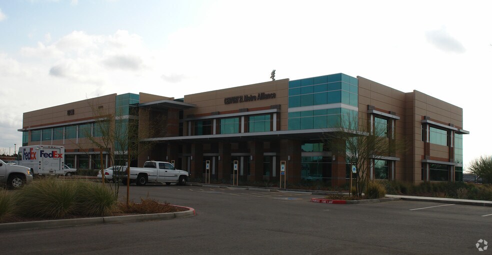 16165 N 83rd Ave, Peoria, AZ à louer - Photo du bâtiment - Image 3 de 9