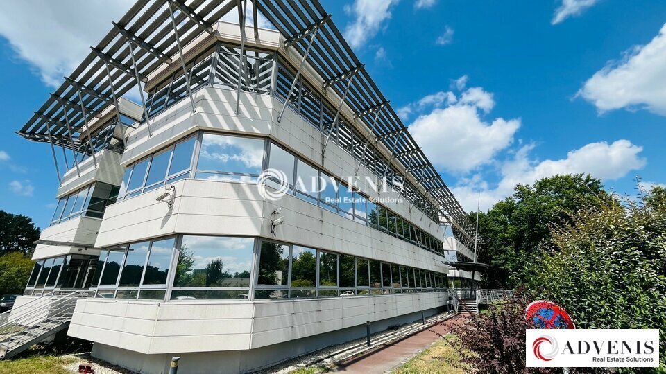 Bureau dans Pessac à louer - Photo du bâtiment - Image 2 de 12