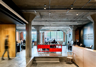 2101 Broadway St, Kansas City, MO for lease Interior Photo- Image 1 of 3