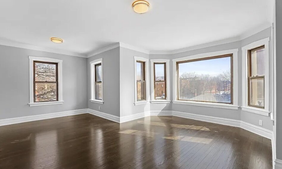 8100 S May St, Chicago, IL à vendre - Photo du bâtiment - Image 2 de 4