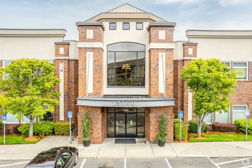 15320-15325 NW Central Dr, Portland, OR for lease - Primary Photo - Image 1 of 11