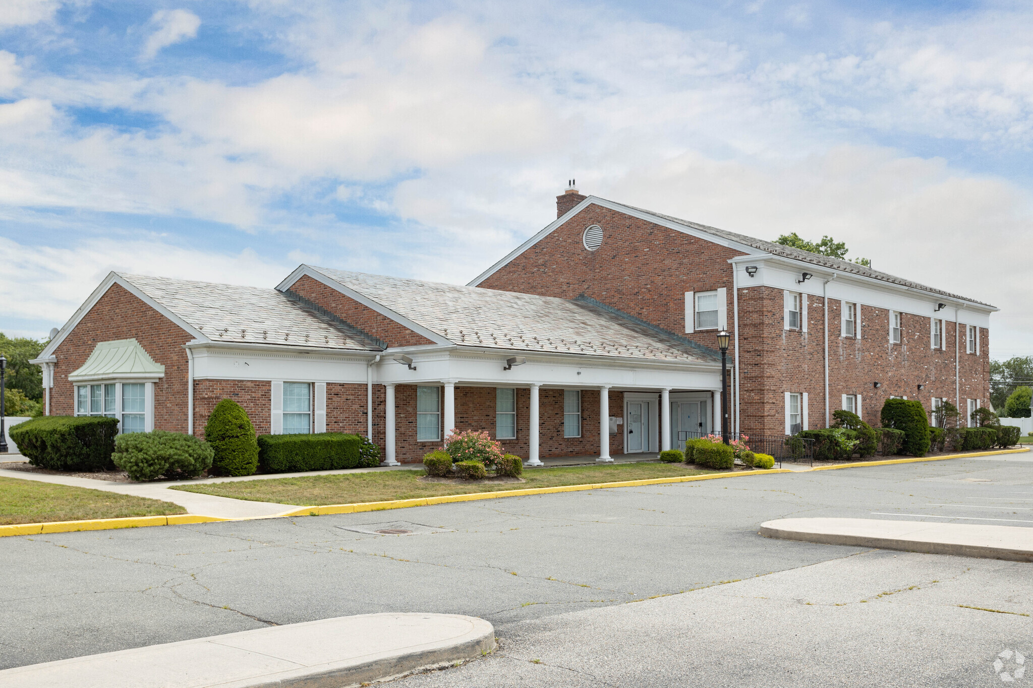 195 Merritts Rd, Farmingdale, NY for sale Building Photo- Image 1 of 9