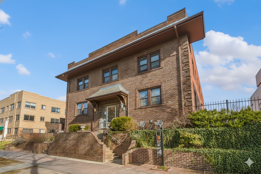 1060 Logan St, Denver, CO à vendre - Photo du bâtiment - Image 3 de 12
