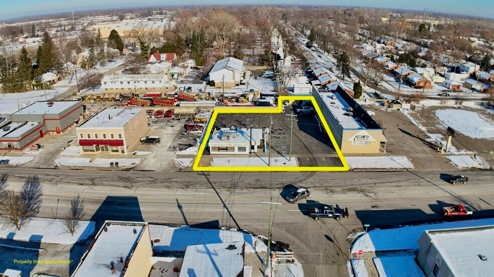 27010 Plymouth Rd, Redford, MI à vendre - Photo du bâtiment - Image 3 de 9