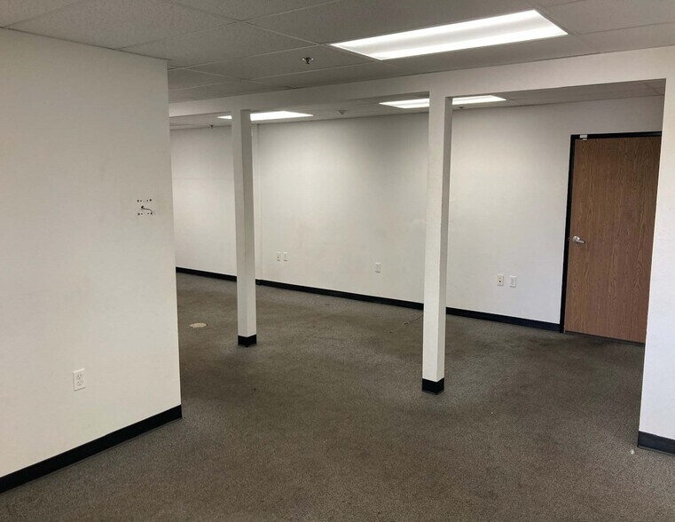 1437-1463 Fayette St, El Cajon, CA à louer - Photo du bâtiment - Image 2 de 5