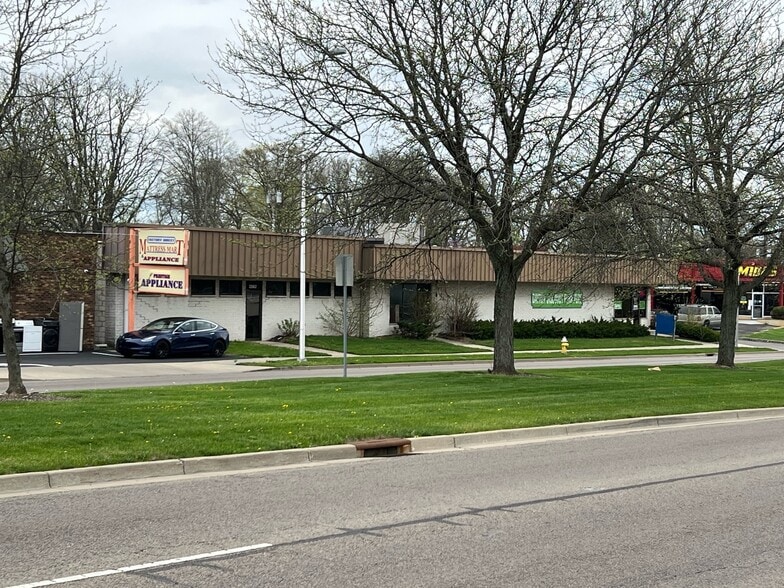 2882 S Dixie Dr, Dayton, OH à vendre - Photo du bâtiment - Image 2 de 4