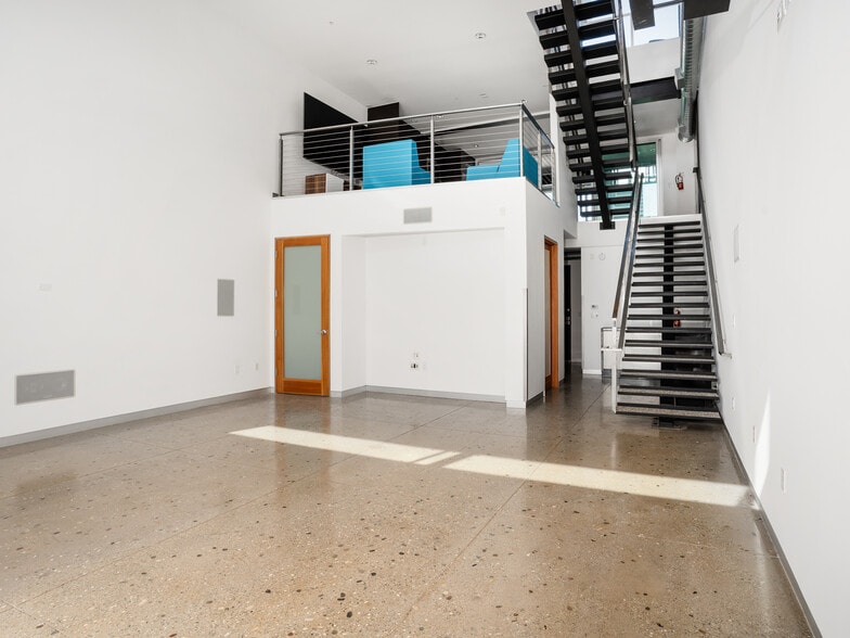 215-237 California St, El Segundo, CA for lease - Building Photo - Image 3 of 26