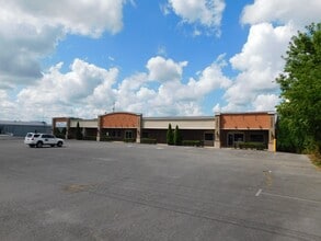 875 Union St, Shelbyville, TN à louer Photo intérieure- Image 2 de 20