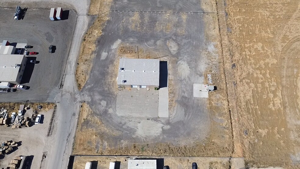 4925 E Annadale Ave, Fresno, CA à louer - Aérien - Image 3 de 9