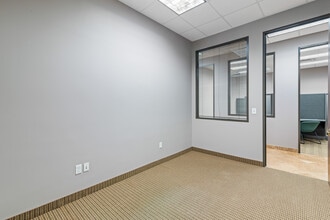 10320 Lake Rd, Houston, TX à louer Photo intérieure- Image 1 de 4