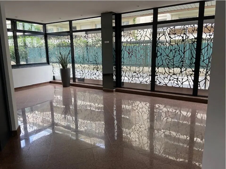 Bureau dans Boulogne-Billancourt à louer Photo du bâtiment- Image 1 de 6