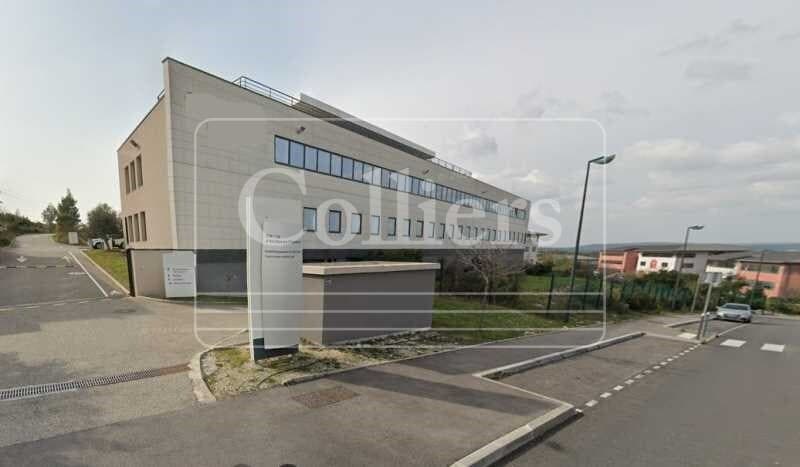 Office in Aix-en-Provence for lease - Building Photo - Image 1 of 17